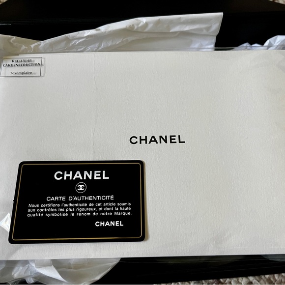 Chanel Black Calfskin Leather Chain Signature Bowling Bag - Picture 8 of 8